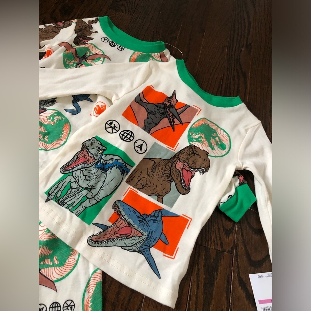 Jurassic World Boys 4T 4-Piece Green Cotton Long-Sleeves/Pants Pajama Set - NWT! - Picture 2 of 6